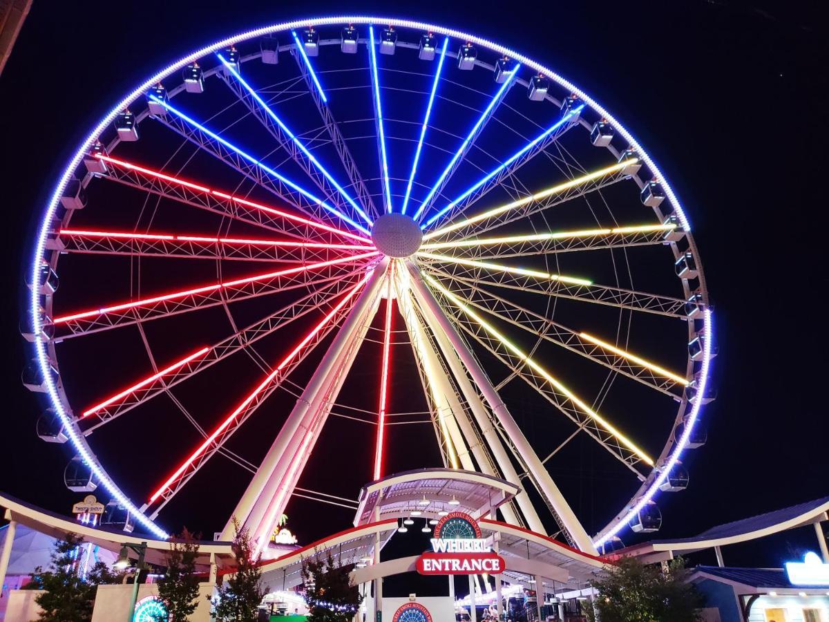 Whispering Winds, Hot Tub, Game Room, Wifi, 1089 Free Tickets Each Paid Day, Dollywood And More 蓋特林堡 外观 照片
