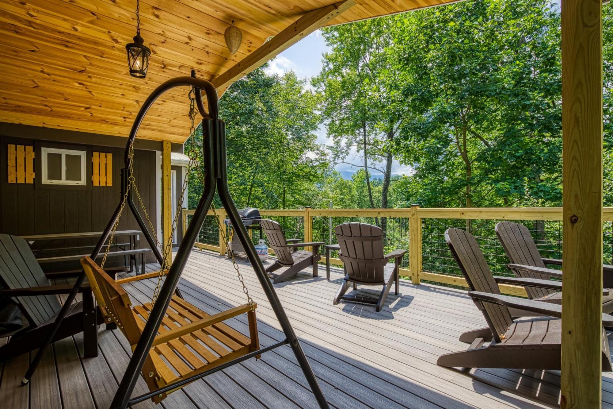 Whispering Winds, Hot Tub, Game Room, Wifi, 1089 Free Tickets Each Paid Day, Dollywood And More 蓋特林堡 外观 照片