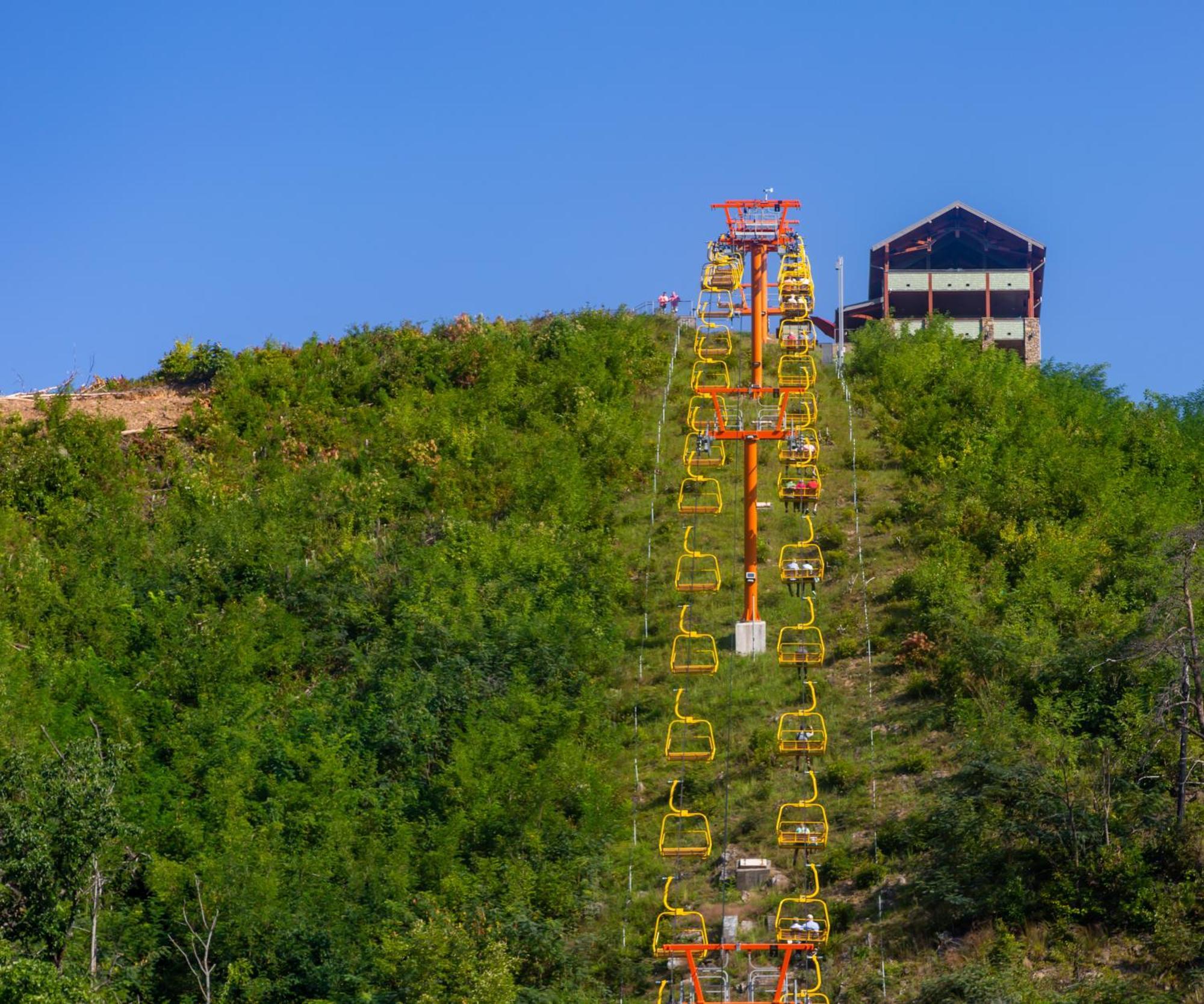 Whispering Winds, Hot Tub, Game Room, Wifi, 1089 Free Tickets Each Paid Day, Dollywood And More 蓋特林堡 外观 照片